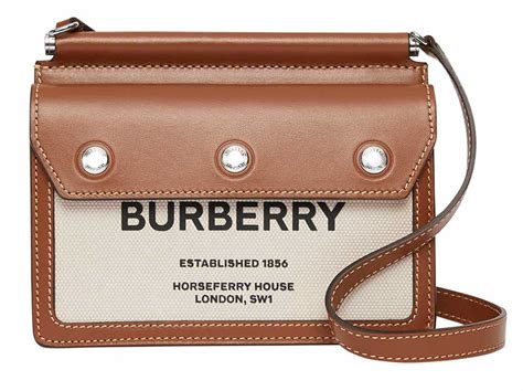 burberry title 包|5 Things You Need To Know About Burberry’s New Title Bag.